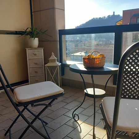 科莫Bilocale Con Terrazzo E Box Auto Su Richiesta公寓 外观 照片